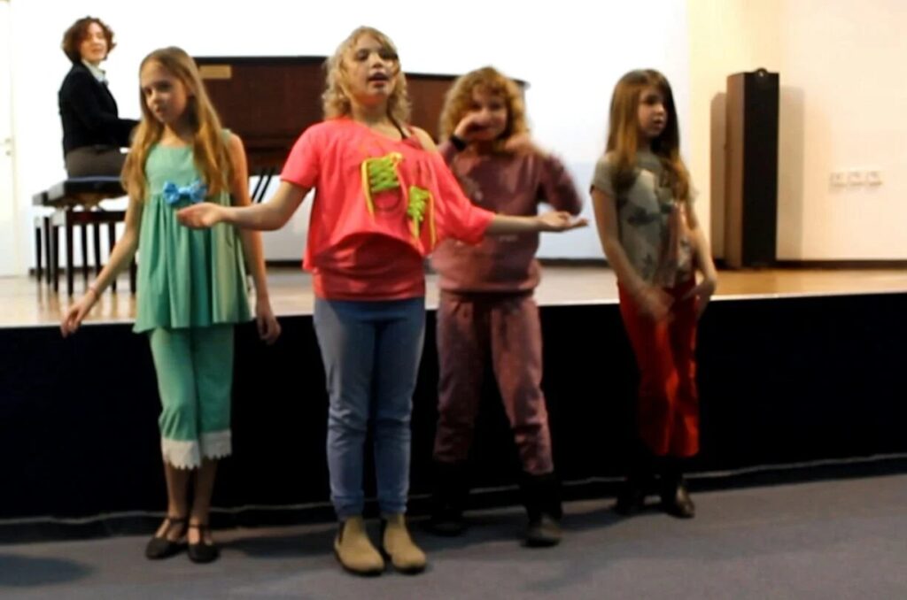 children musical theater 04